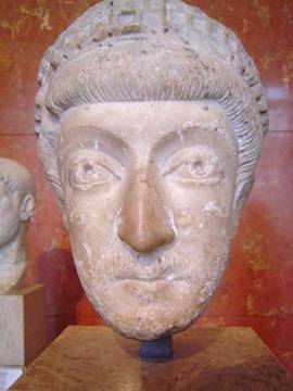 An Emperor, possibly Theodosius II, ca. 440, Musée du Louvre, Paris, SMD 43 ; OA 9056 ; Ma 1036  